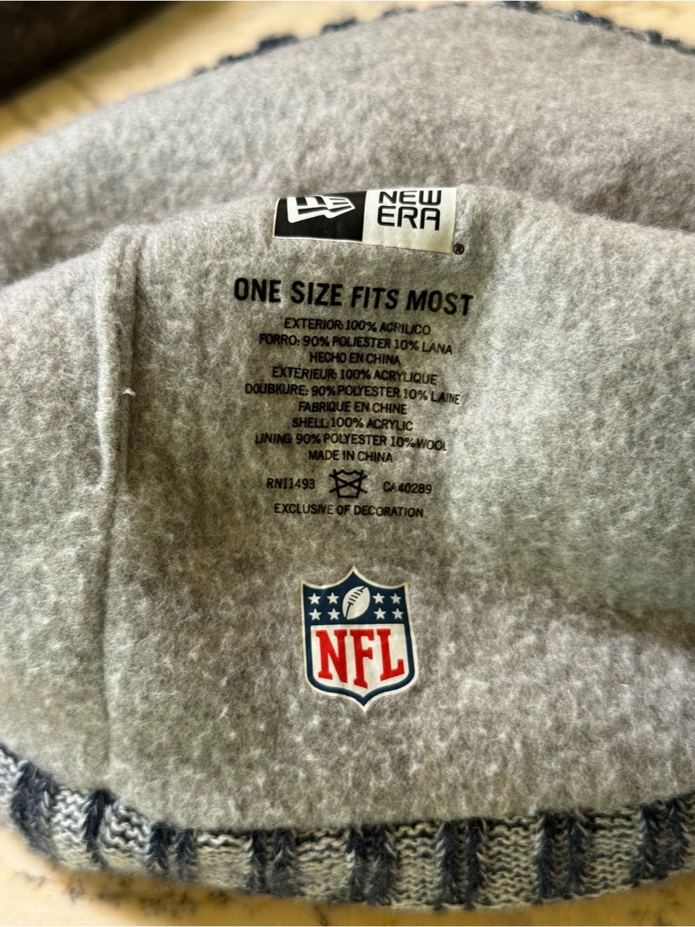 Seattle Seahawks Beanie and Socks Set - Picture 4 of 4